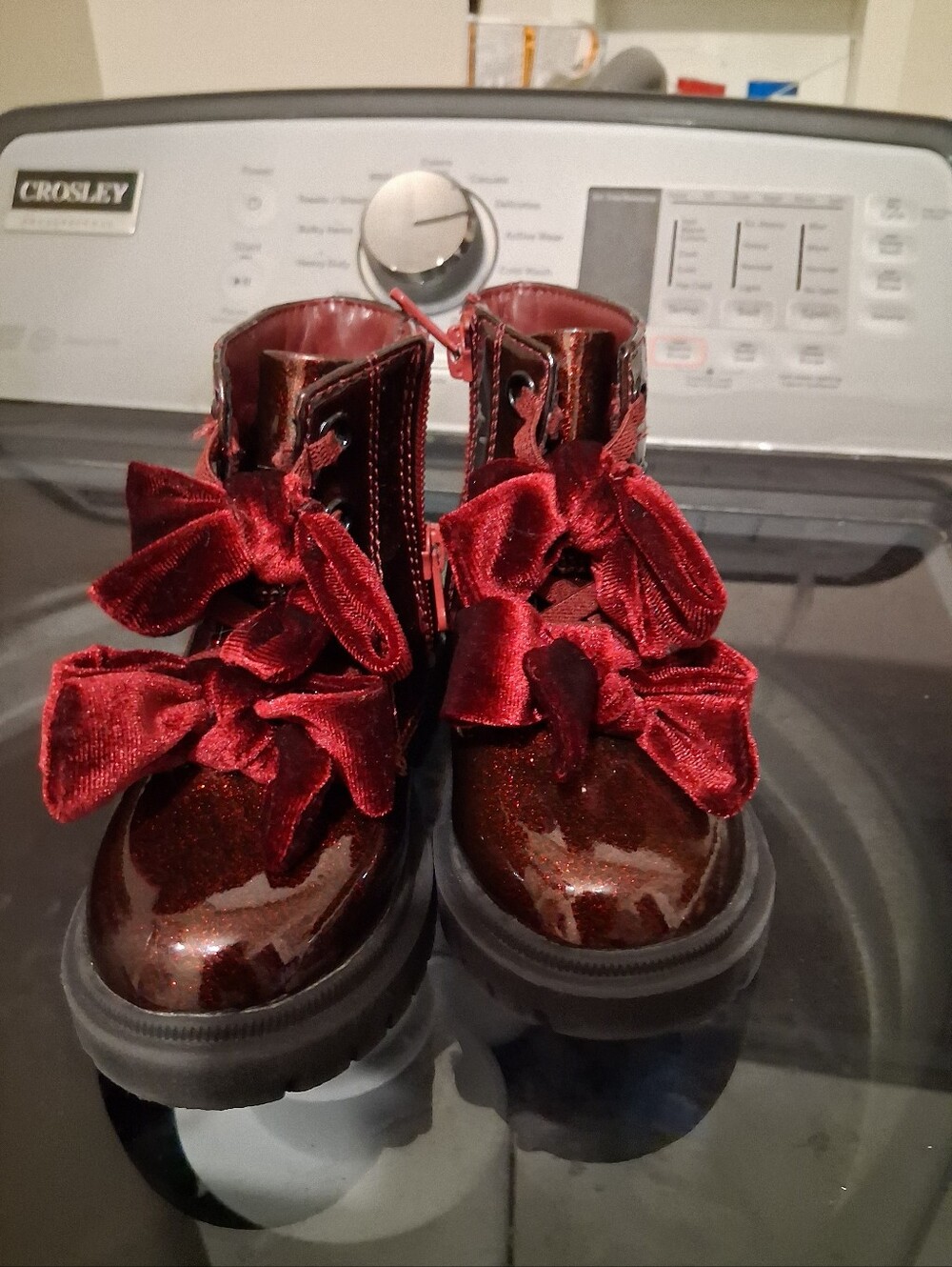 Shoes - Picture 7 of 9